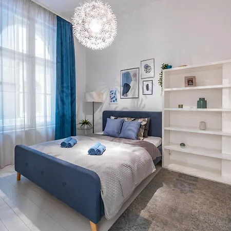 Lejlighed Luxury Nova Next To The New York Cafe *